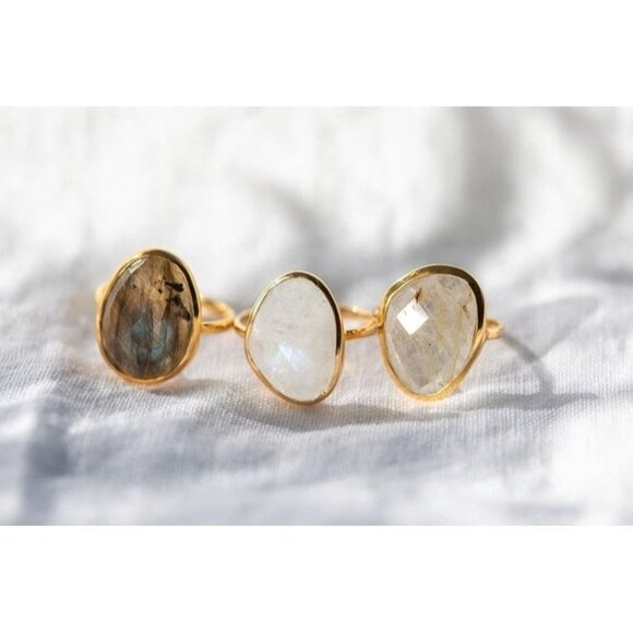 STUNNING Gemstone Statement Ring Large Rainbow Moonstone Gold Vermeil Gorgeous - Picture 7 of 11